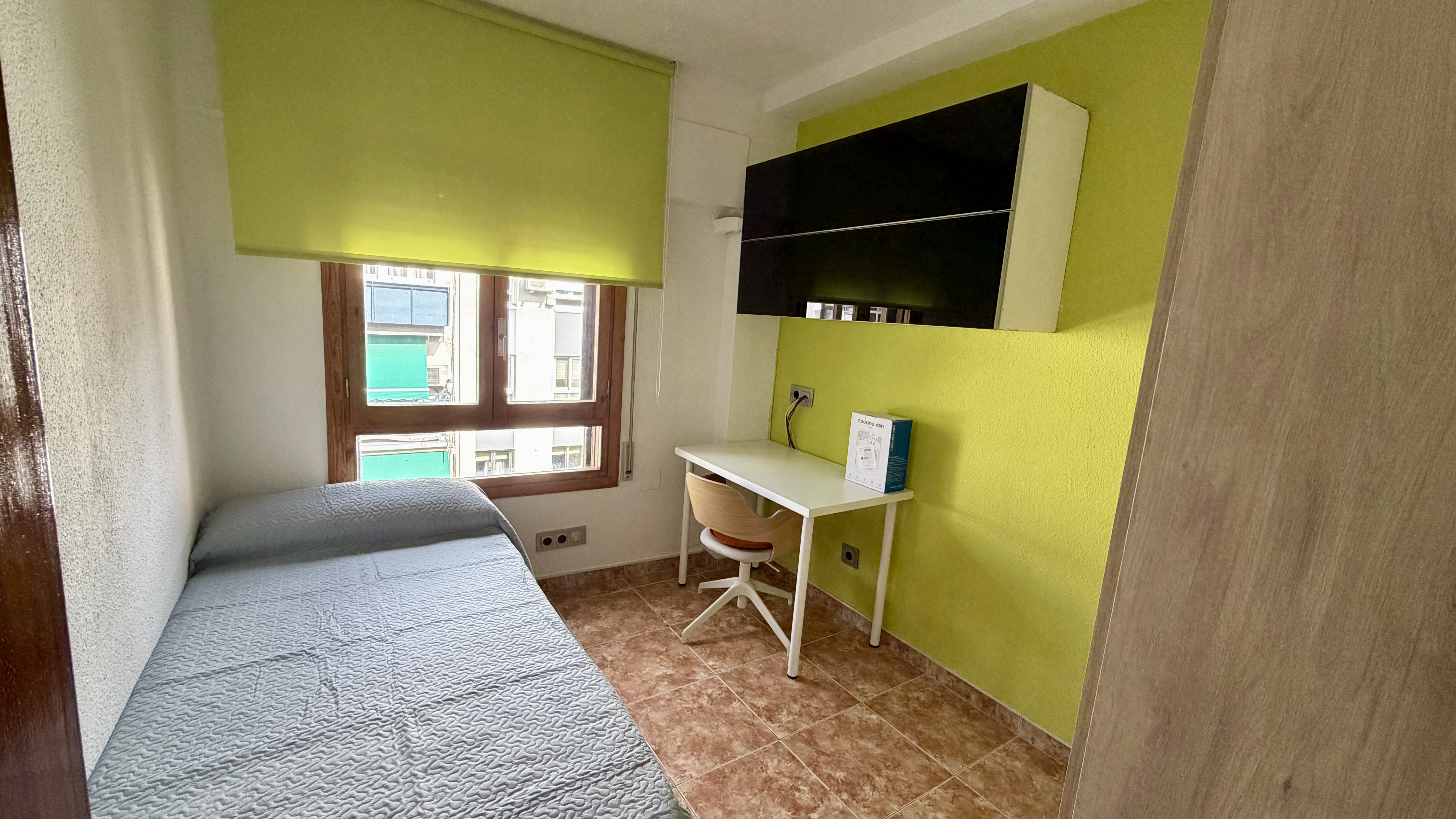 Dormitorio exterior para estancia temporal en Madrid Sur